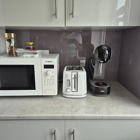 Lovely & Beautiful 2 Bed-Apartment In Богемвуд Экстерьер фото